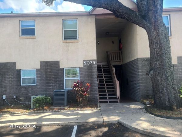 9039 #B WESTCHESTER CIRCLE, Unit 142, TAMPA, FL 33604