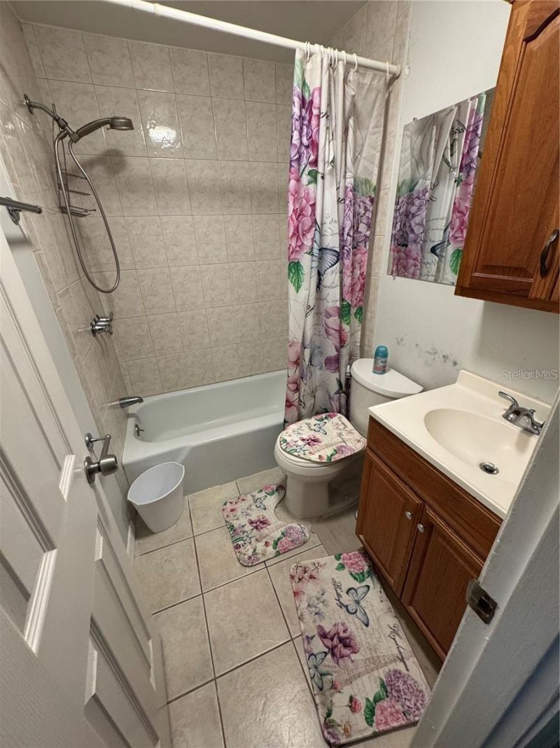 104 Base Avenue W, Unit D, Venice, FL 34285 Photo