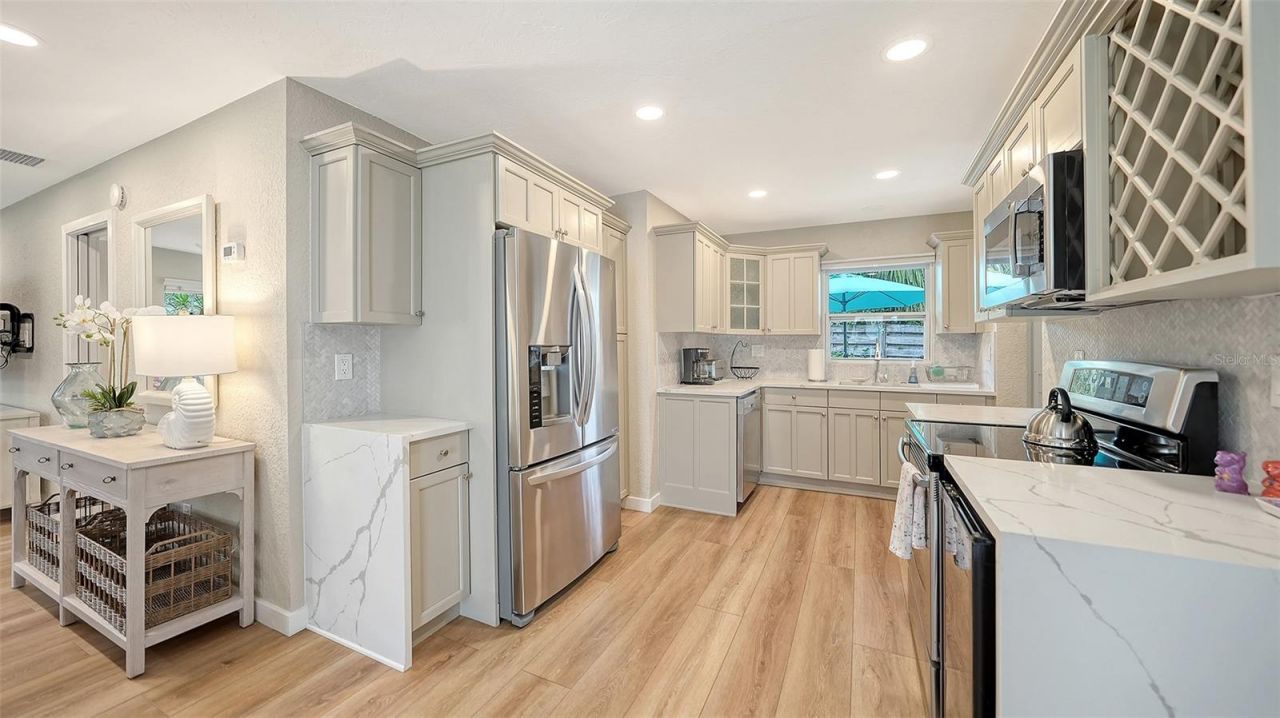 1773 Harmony Lane , Sarasota, FL 34239 Photo