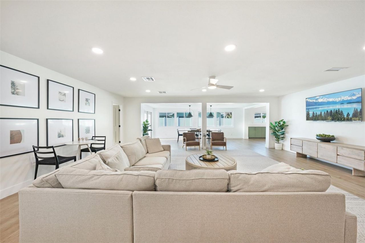 13700 86th Avenue , Seminole, FL 33776 Photo