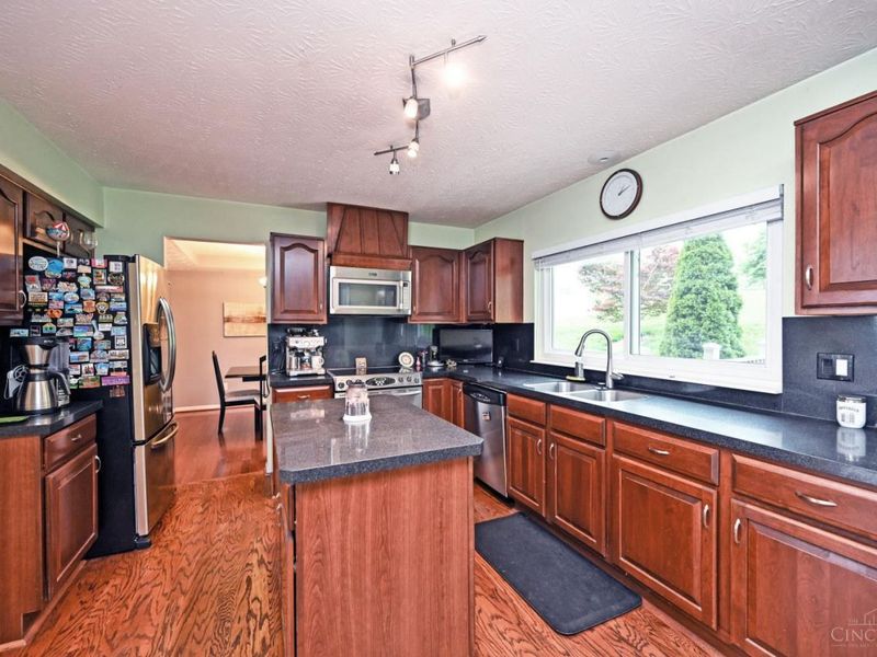 2150 Deer Meadow Drive, Springfield Twp., OH 45240 Photo 14