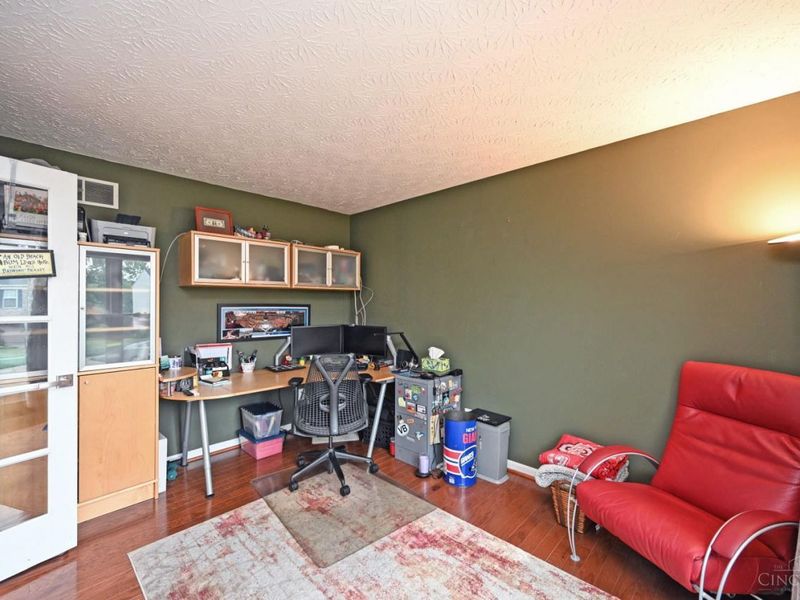 2150 Deer Meadow Drive, Springfield Twp., OH 45240 Photo 7