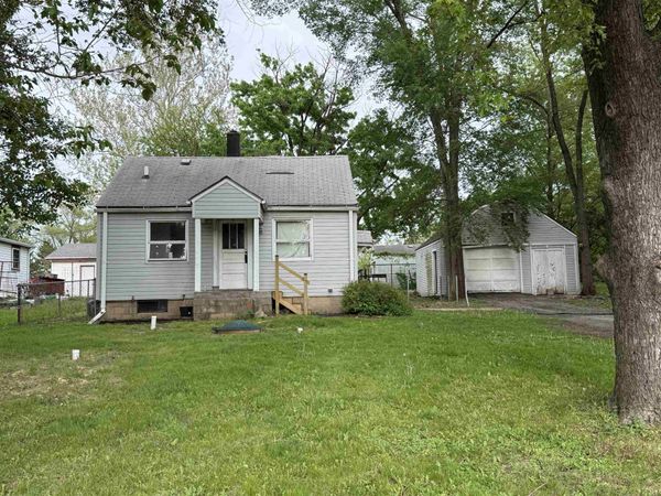 1319 N Springfield Avenue, ROCKFORD, IL 61101