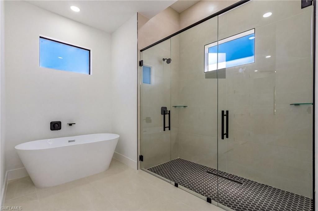 1506 NE 17th Ter , Cape Coral, FL 33909 Photo