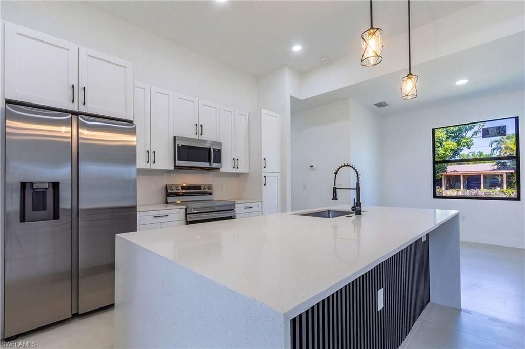 1506 NE 17th Ter , Cape Coral, FL 33909 Photo