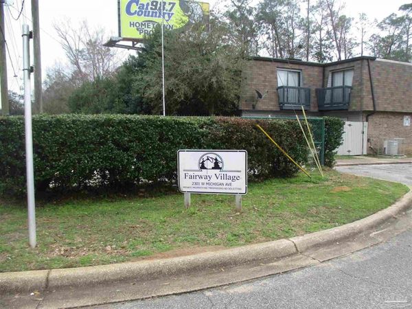 2301 W Michigan Ave, Unit 13, Pensacola, FL 32526