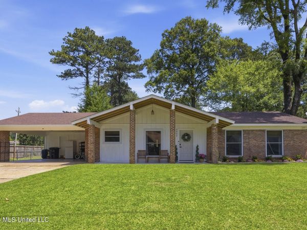 2862 Teasley Drive, Pearl, MS 39208