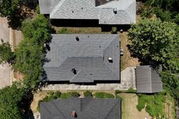 1105 Kinard Court  photo 4