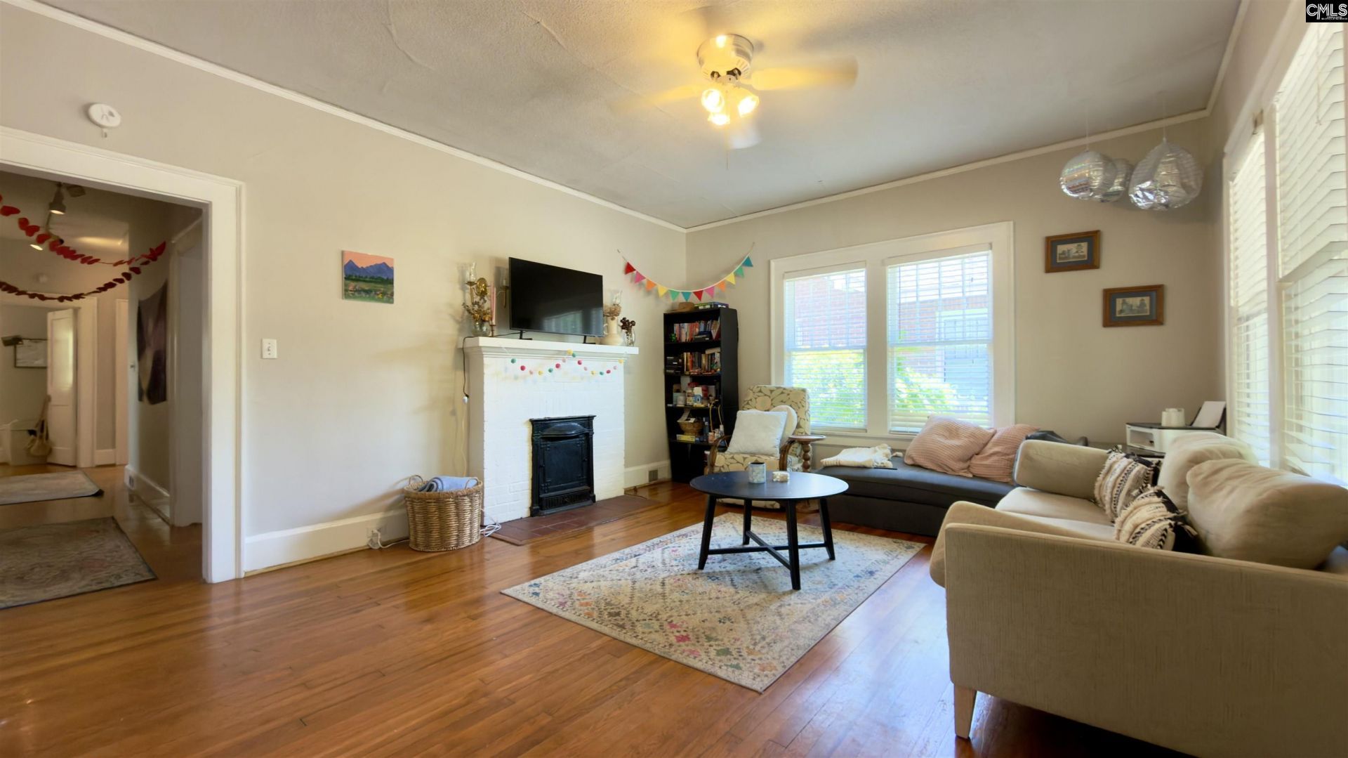 1105 Kinard Court  Photo 8