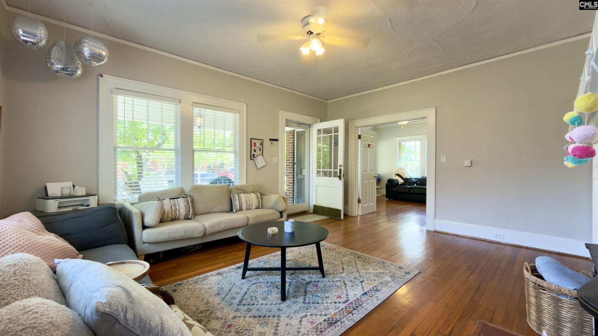 1105 Kinard Court  Photo 9