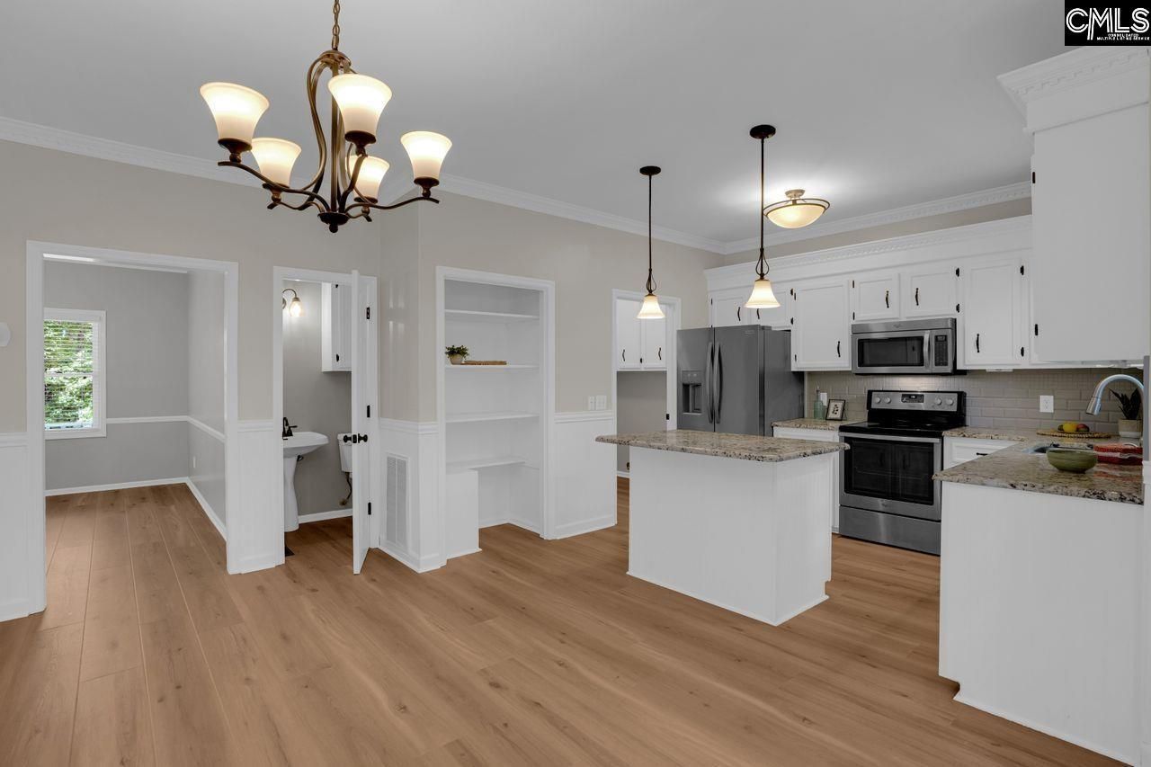 221 Baron Road Photo 11