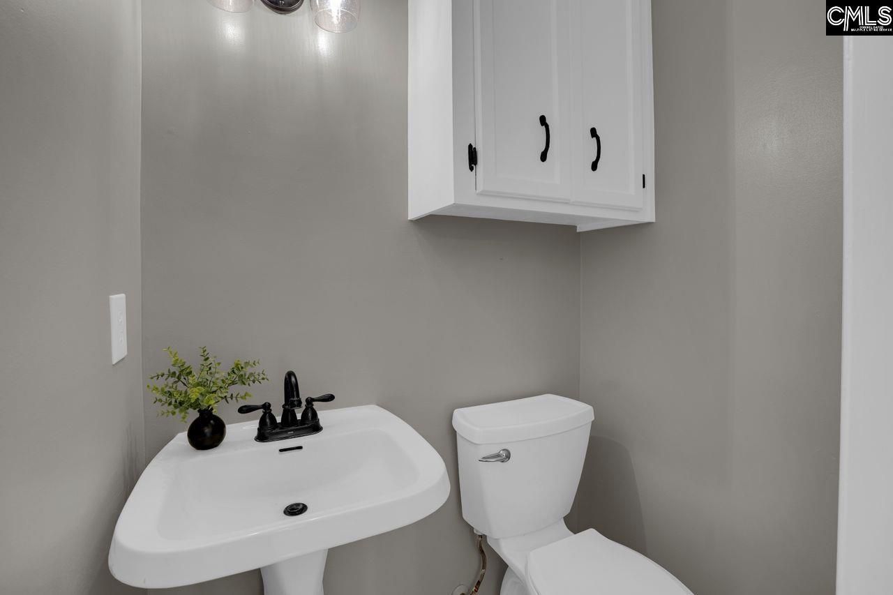 221 Baron Road Photo 15