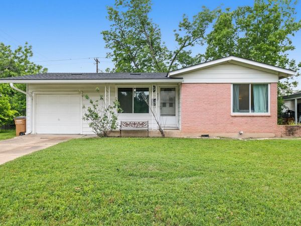 8207 Lazy LN, Austin, TX 78757