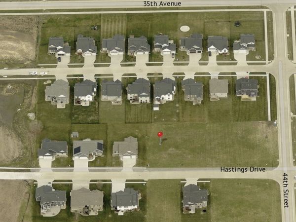 4334 Hastings Drive , Marion, IA 52302