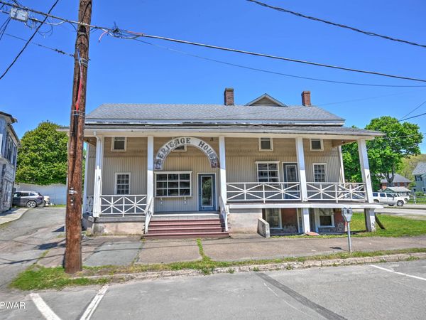 607 Church Street , Hawley, PA 18428