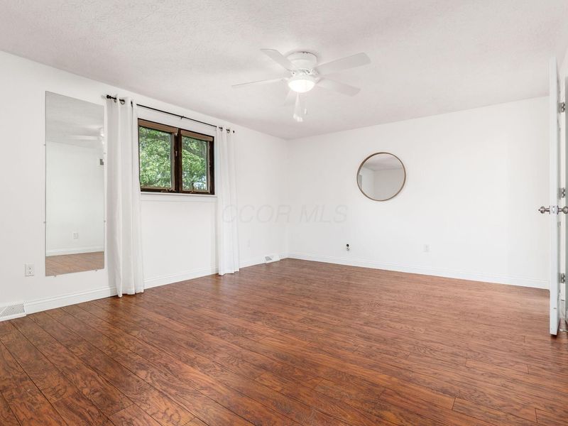 1870 Hickory Hill Drive, Columbus, OH 43228 Photo 31