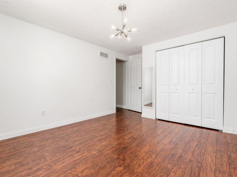 1870 Hickory Hill Drive, Columbus, OH 43228 Photo 39