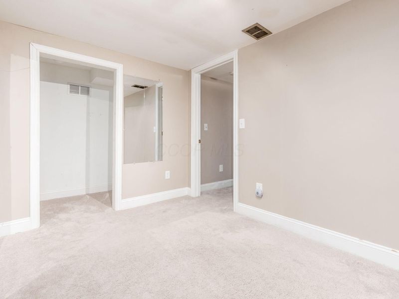 1870 Hickory Hill Drive, Columbus, OH 43228 Photo 53