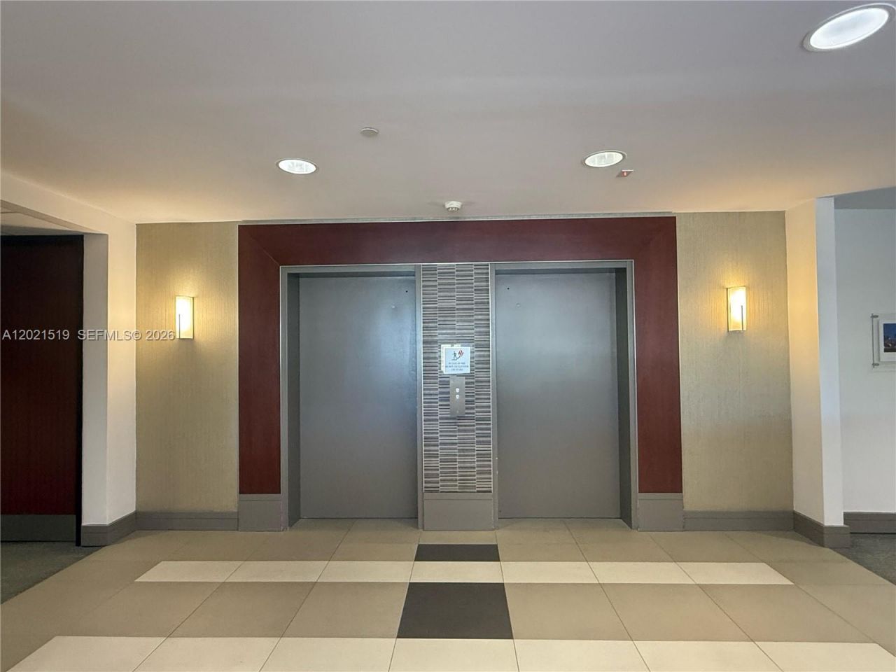 290 NW 165th St, Unit PH-5B, Miami, FL 33169 Photo