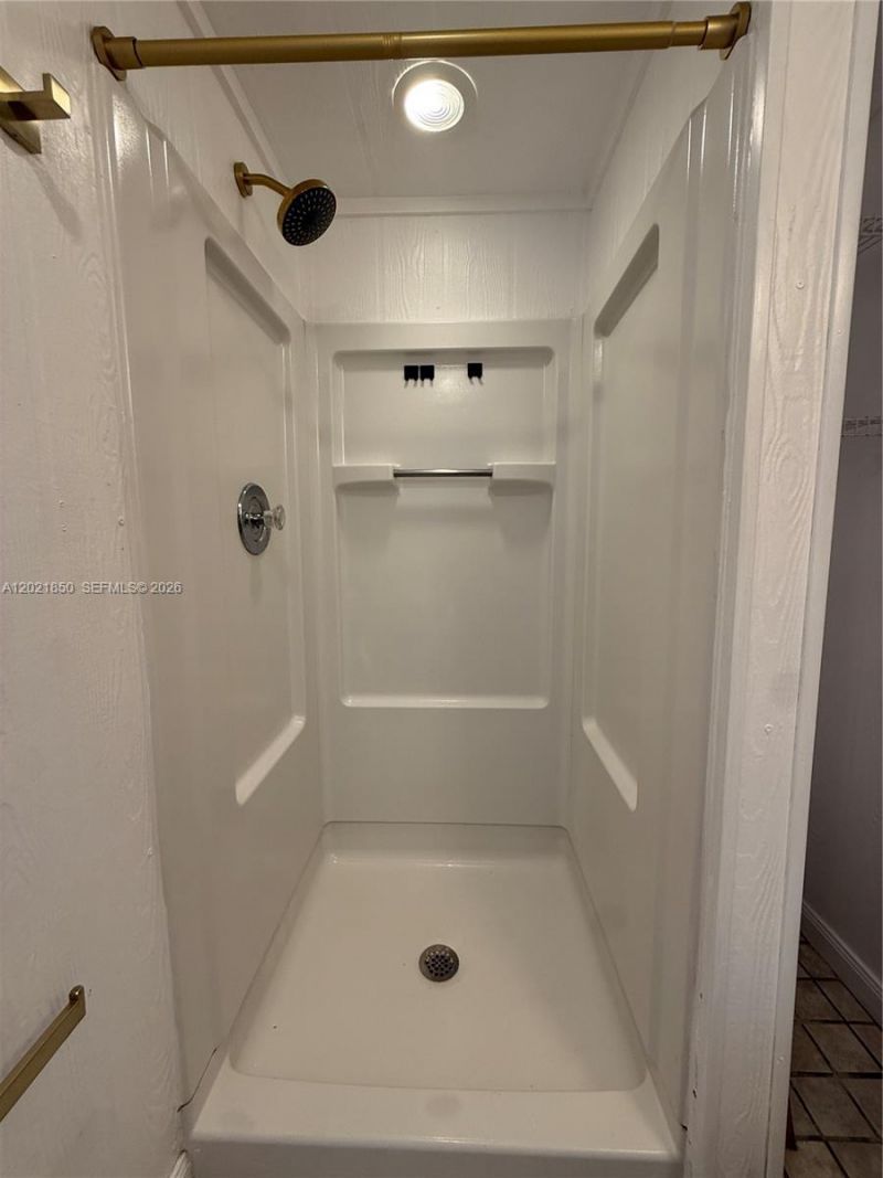 172 Valois Blvd, Key Largo, FL 33037 Photo