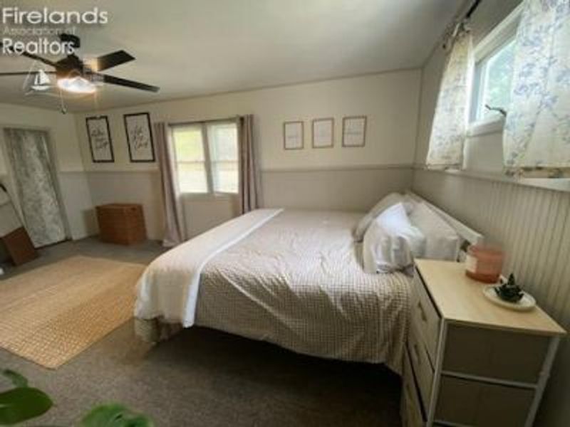 498 E Market Street, Tiffin, OH 44883 Photo 11
