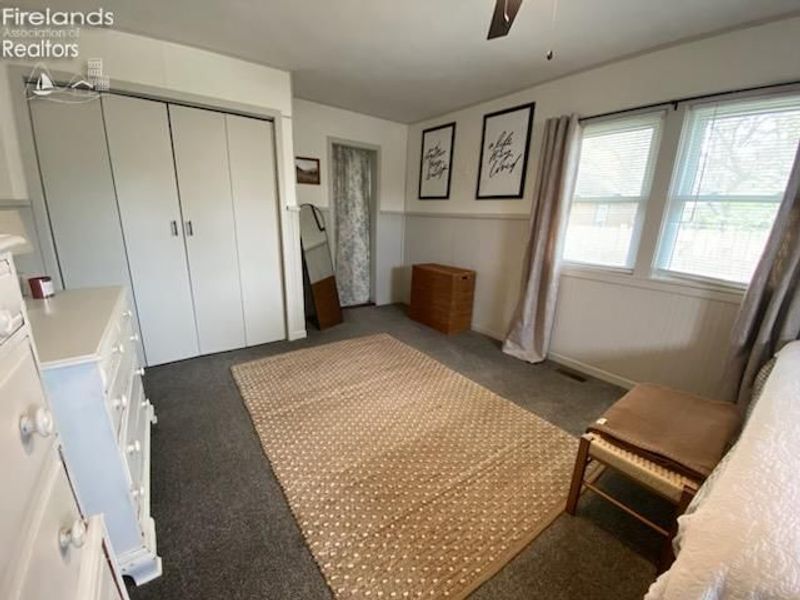 498 E Market Street, Tiffin, OH 44883 Photo 13