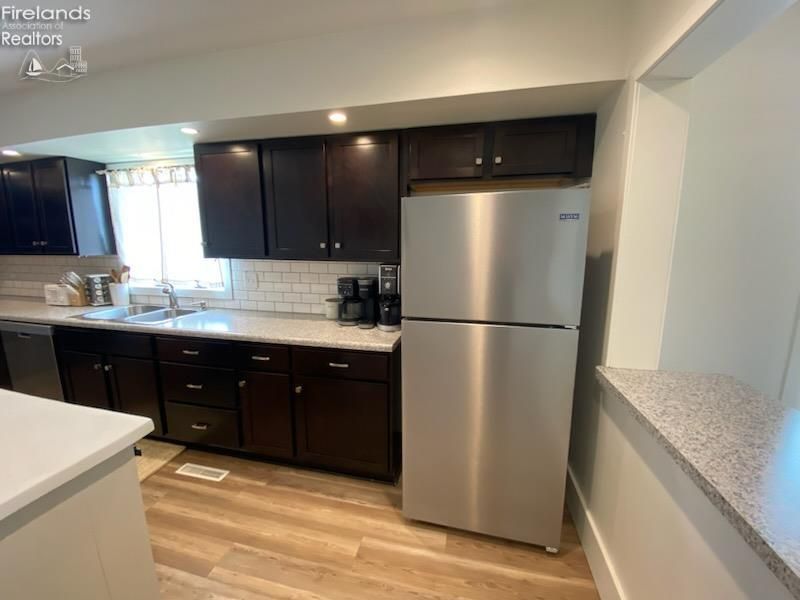 498 E Market Street, Tiffin, OH 44883 Photo 38