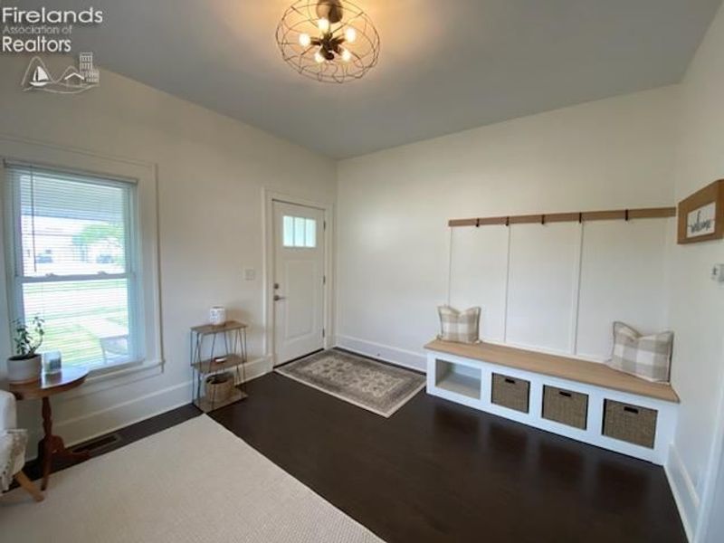 498 E Market Street, Tiffin, OH 44883 Photo 4