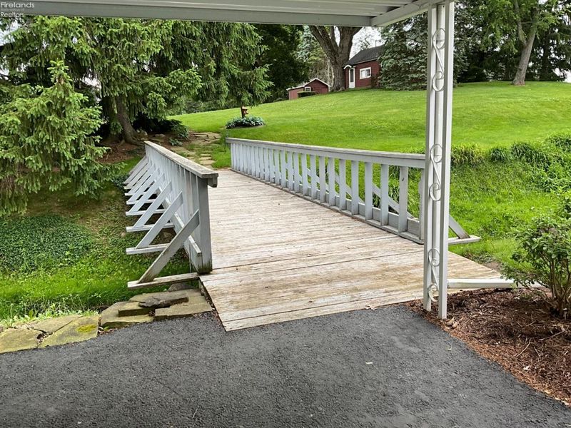 134 Park Avenue, New London, OH 44851 Photo 17