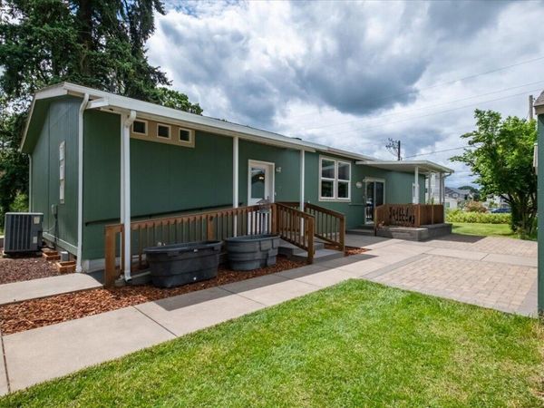1017 N 2nd Street, Jefferson, OR 97352