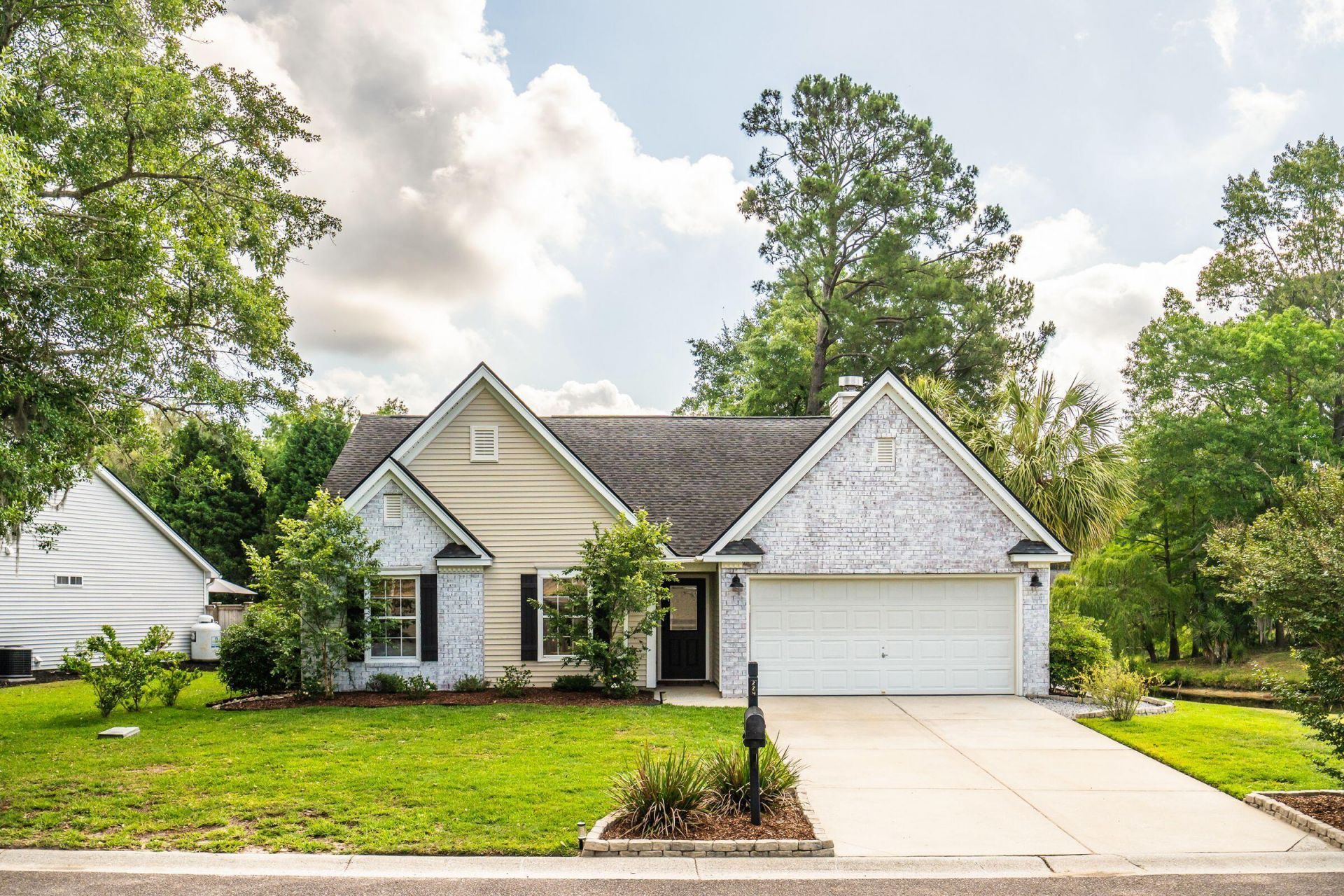 224 Sugar Magnolia Way Photo 4