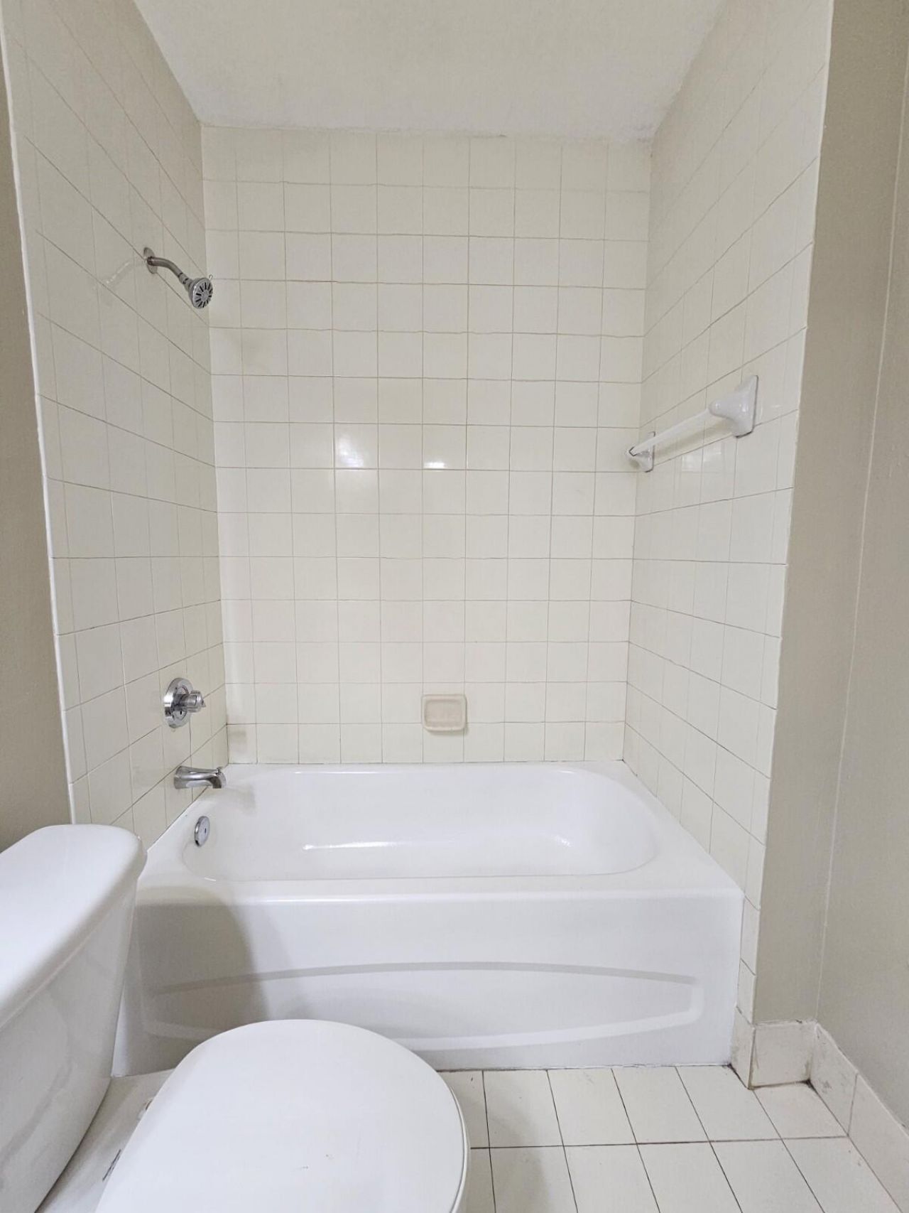 1063 Golden Lakes Boulevard, Unit 322, West Palm Beach, FL 33411 Photo