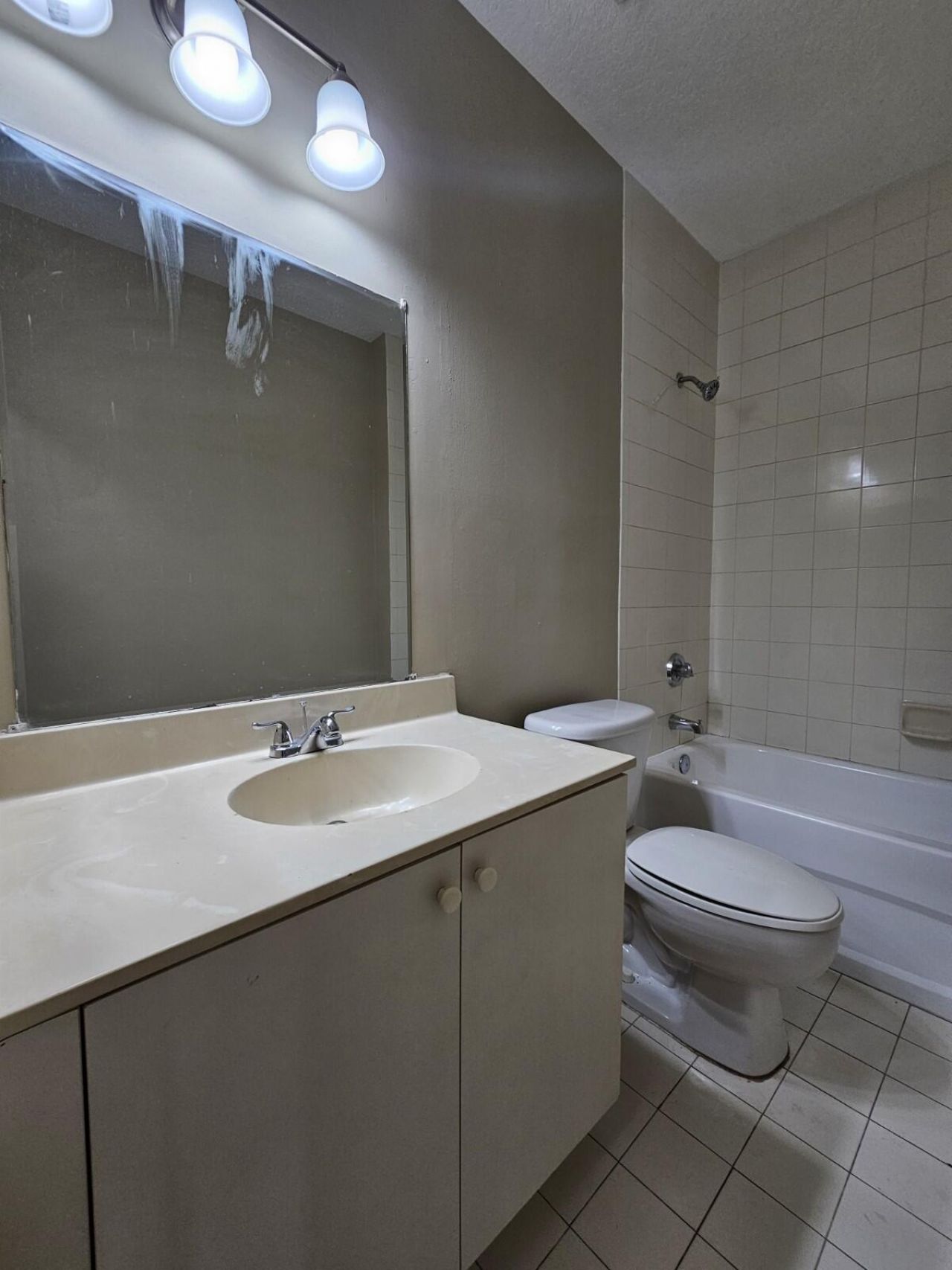 1063 Golden Lakes Boulevard, Unit 322, West Palm Beach, FL 33411 Photo