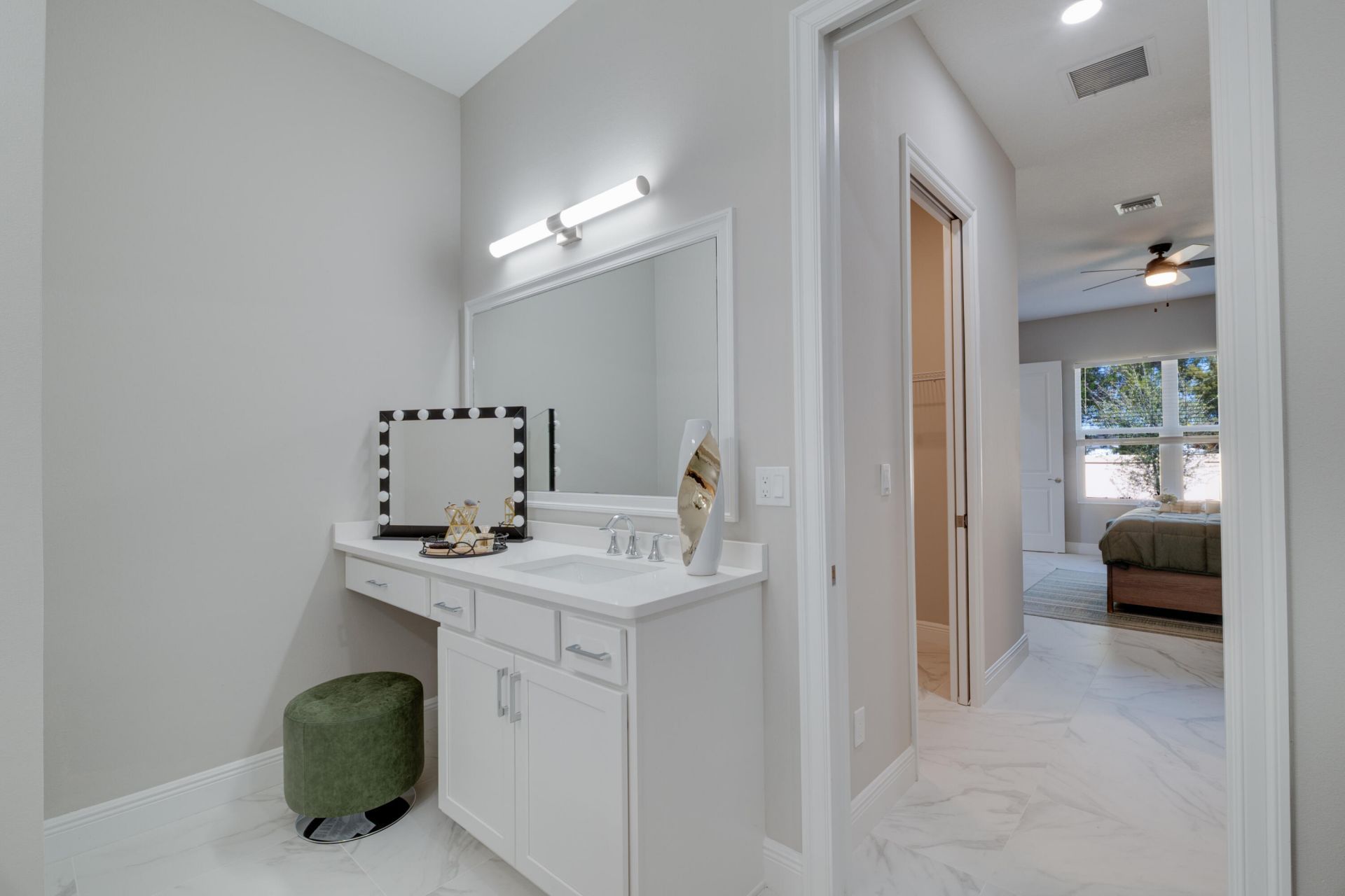 2005 Bridgepointe Circle, Unit 97, Vero Beach, FL 32967 Photo