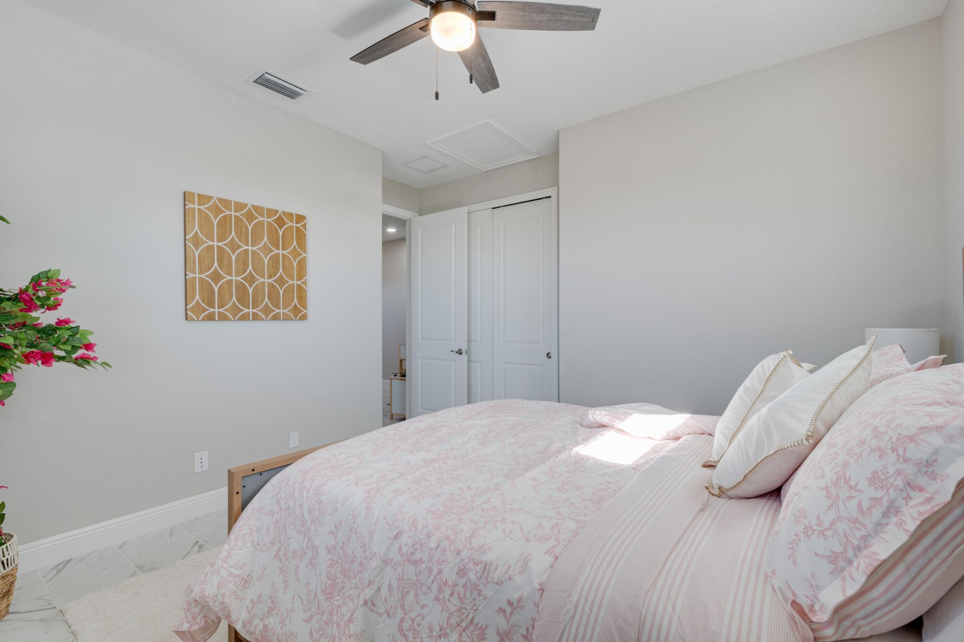 2005 Bridgepointe Circle, Unit 97, Vero Beach, FL 32967 Photo