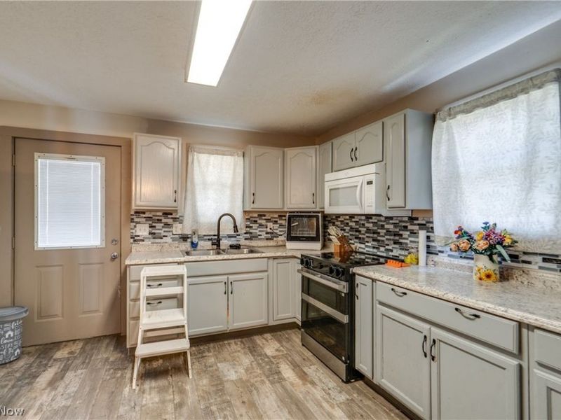 202 S Market Street , Shreve, OH 44676 Photo 13