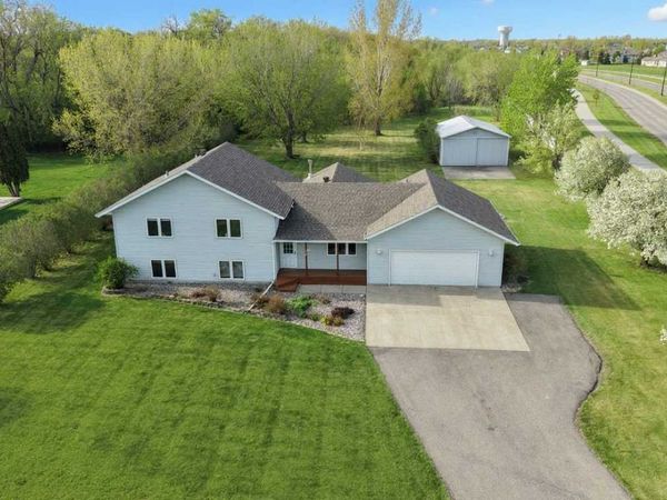 104 Golden Spike Road, West Fargo, ND 58078