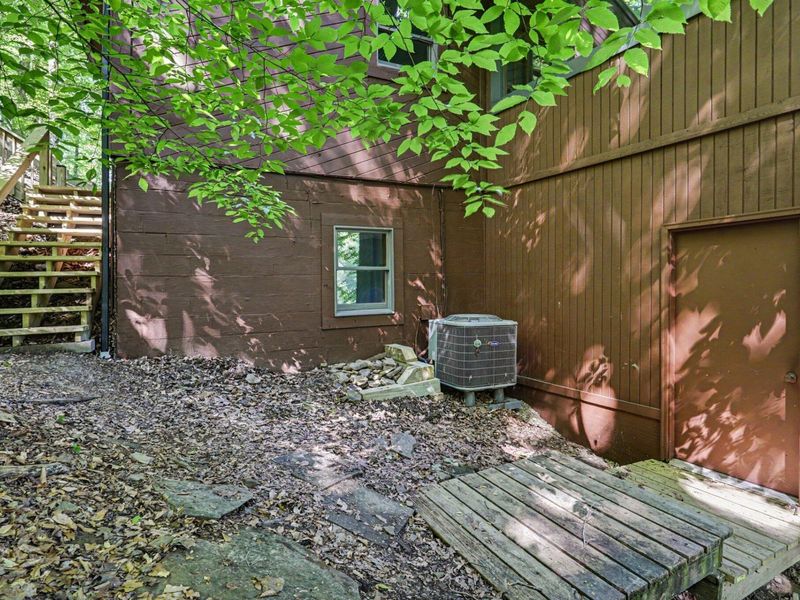 512 Natchez Lane , Sugar Grove, OH 43155 Photo 4