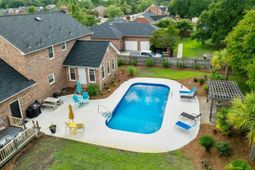 861 Ivanhoe Drive photo 4