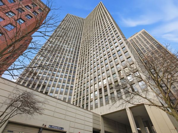 2626 N LAKEVIEW Avenue , Unit 3206, Chicago, IL 60614