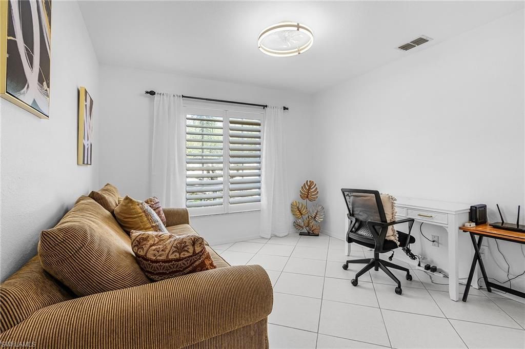 760 Wiggins Lake Dr, Unit 206, Naples, FL 34110 Photo
