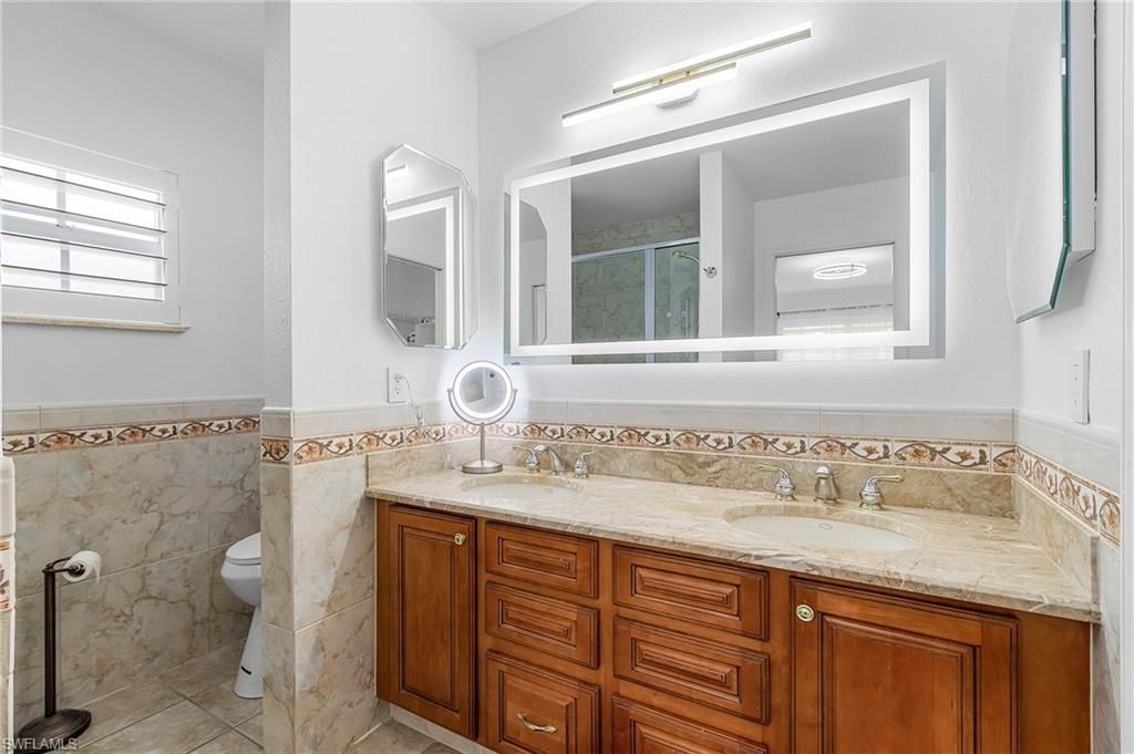 760 Wiggins Lake Dr, Unit 206, Naples, FL 34110 Photo