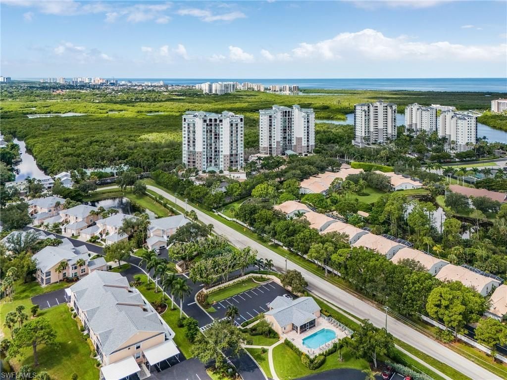 760 Wiggins Lake Dr, Unit 206, Naples, FL 34110 Photo