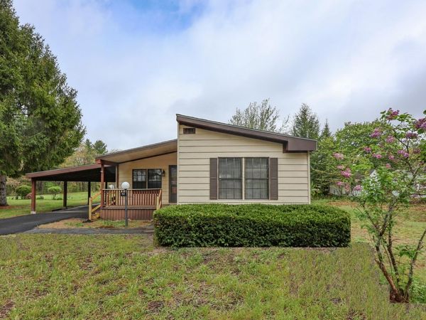 62 Roger Road, Goffstown, NH 03045
