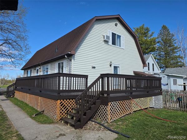 5847 F Road , Bark River Twp, MI 49807