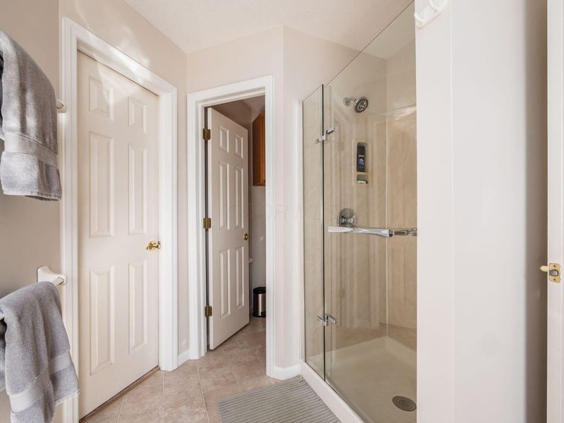 2037 Kingman Court, Lewis Center, OH 43035 Photo 32