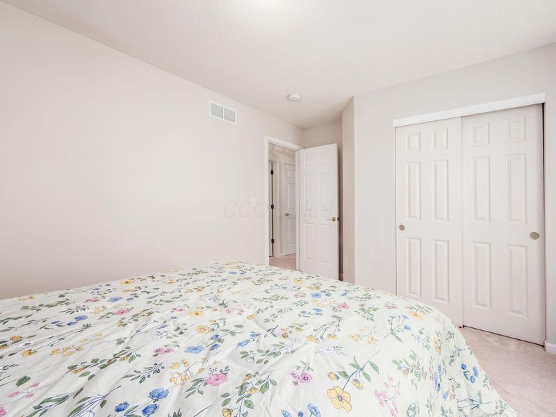 2037 Kingman Court, Lewis Center, OH 43035 Photo 34