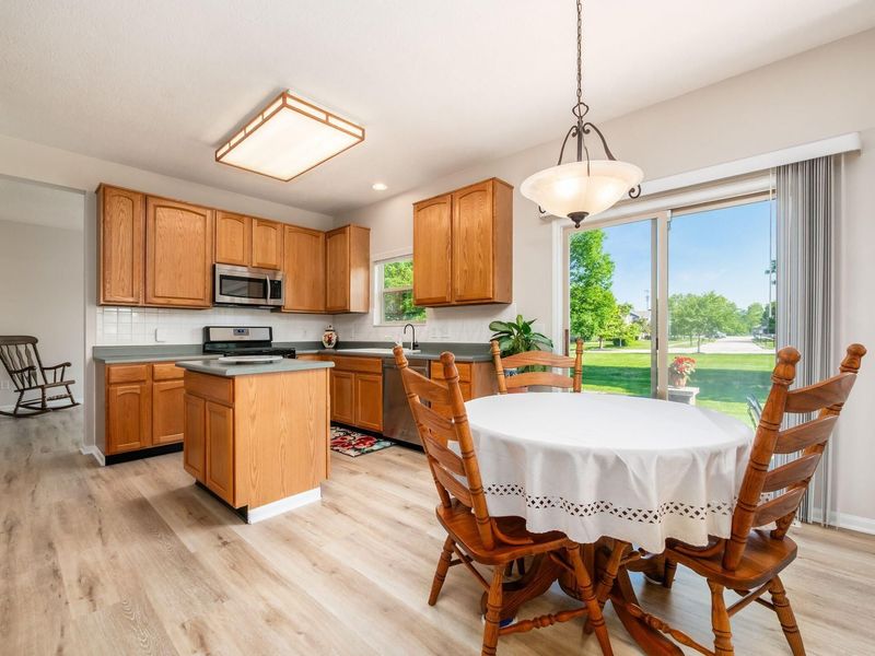 2037 Kingman Court, Lewis Center, OH 43035 Photo 7