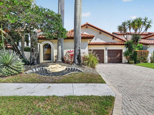 22519 W Esplanada Cir W W, Boca Raton, FL 33433