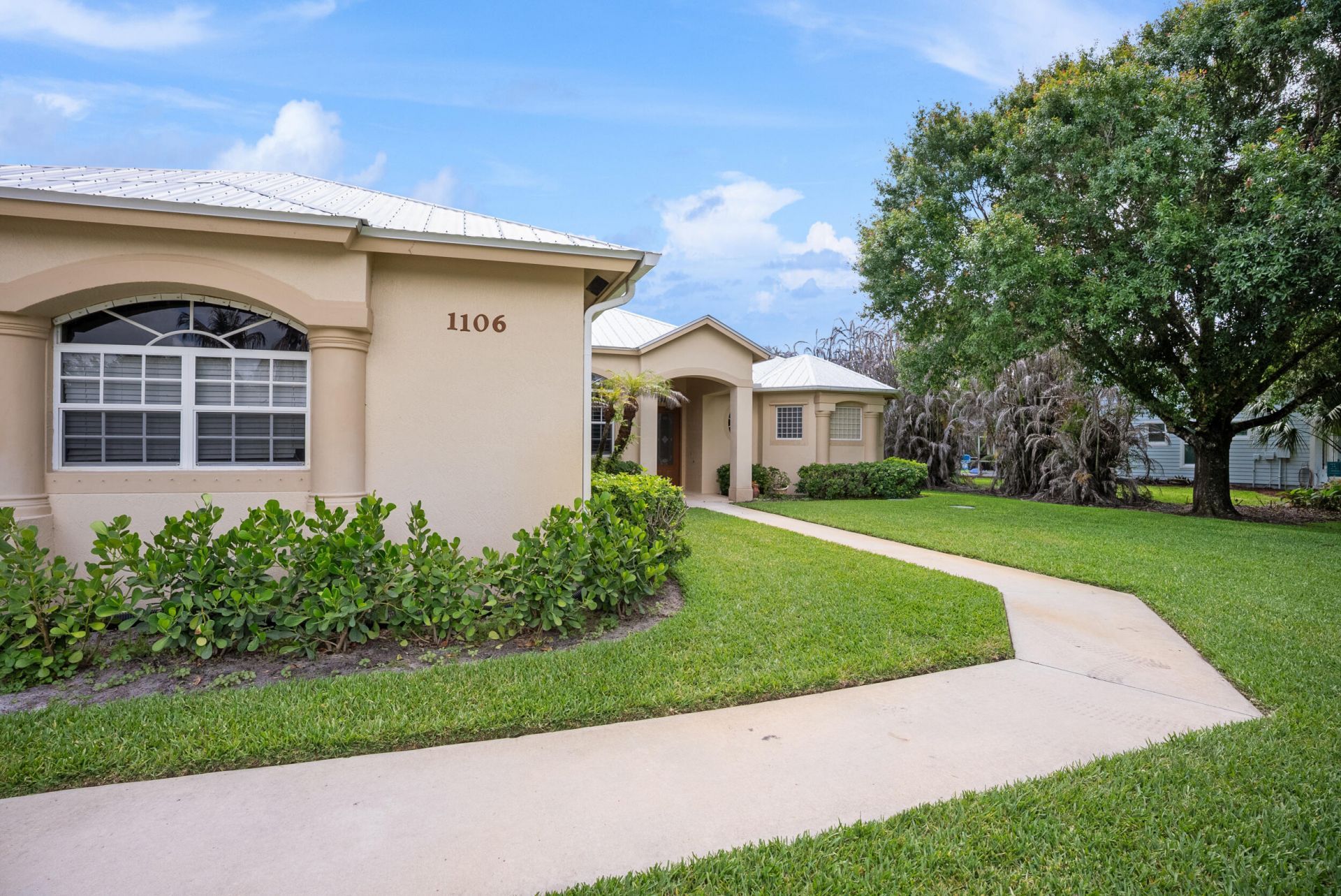 1106 SW Thoreau Court, Palm City, FL 34990 Photo
